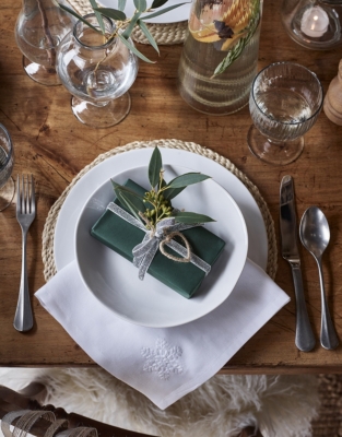 Metallic Fir Green Wrapping Paper – 10m