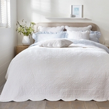 Milfield Scallop Edge Quilt
