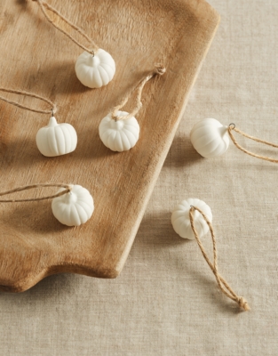 Mini Ceramic Pumpkin Decorations – Set of 6