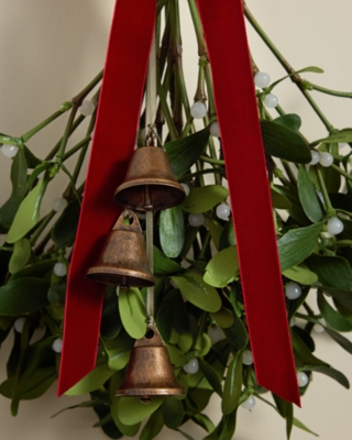Mistletoe Swag