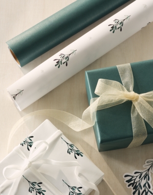 Mistletoe Tags – Set of 12