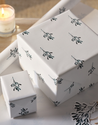Mistletoe Wrapping Paper – 10m