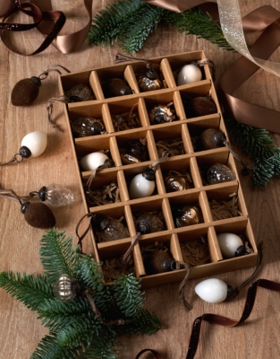 Mixed Mini Baubles – Set of 24