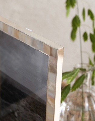 Mother of Pearl Double Hinged Photo Frame – 5x7”
