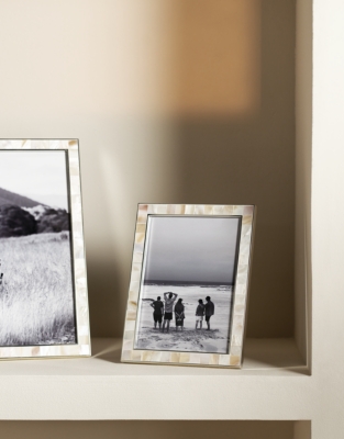 Mother of Pearl Photo Frame – 5x7”