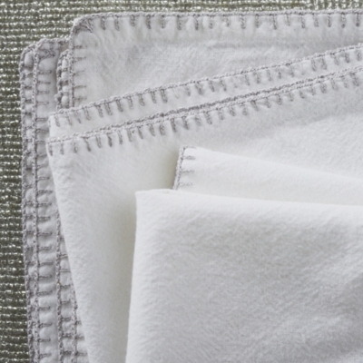 The White Company Somerton Silver Trim Napkins – Set of 4, White/Silver