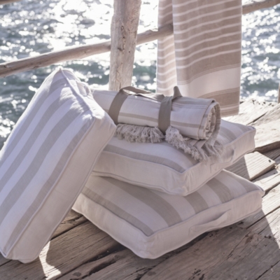 White company outdoor cushions new arrivals