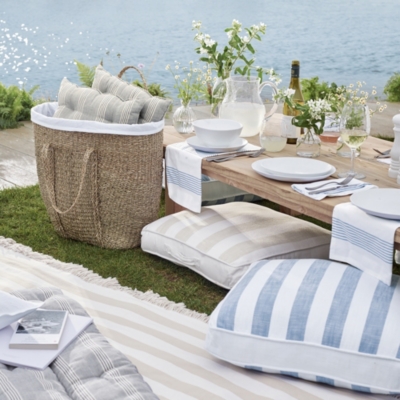 White company outdoor cushions new arrivals