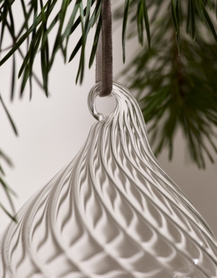 Optic Round Bauble – 13cm