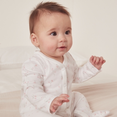 White company deals baby clothes