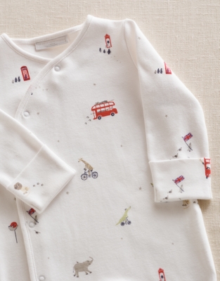 Organic Cotton Escape From The Zoo Welcome Baby Gift Set