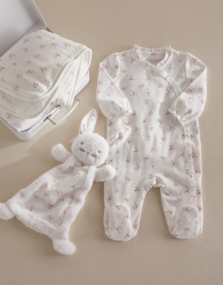 Organic Cotton Floral Welcome Baby Gift Set (0–6mths)