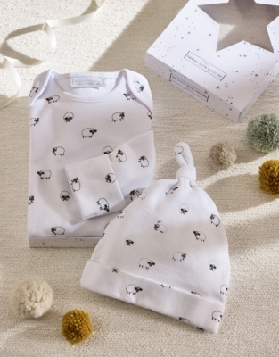 Organic Cotton Grey Sheep New Arrival Gift Set (0–6mths)