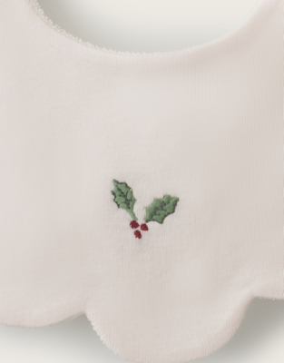 Organic Cotton Holly & Hearts Scalloped Bibs – Set of 2