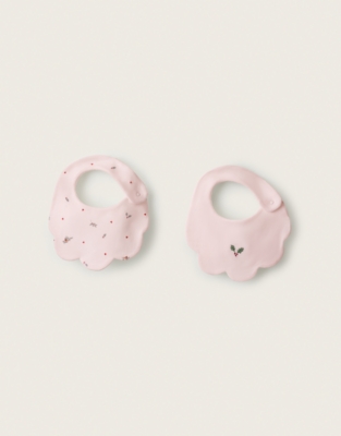 Organic Cotton Holly & Hearts Scalloped Bibs – Set of 2