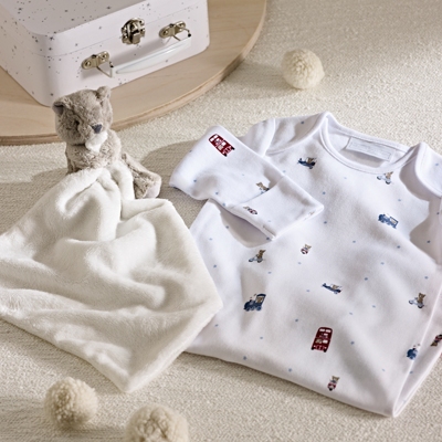 Organic Cotton London Baby New Arrival Gift Set (0–6mths)