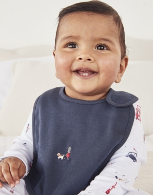 Organic Cotton London Sleepsuit & Bib Set (0–24mths)