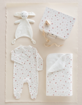 Organic Cotton Minnie Floral Welcome Baby Gift Set