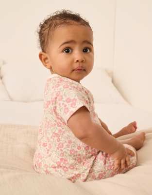 Organic Cotton Reya Floral Shortie (0–24mths)
