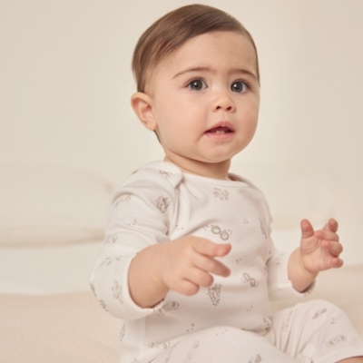 Organic Cotton Safari Sleepsuit (0–9mths)