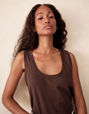 Organic Cotton Scoop Neck Jersey Vest - Chocolate
