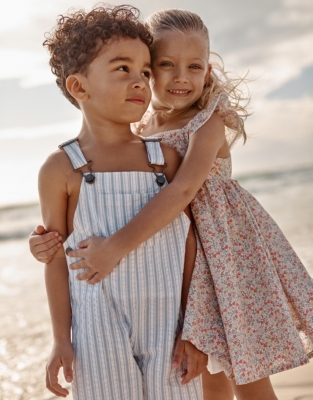 Organic Cotton Seersucker Dungarees & Top Set (18mths–6yrs)