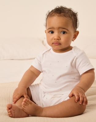 Organic Cotton Sleepy Star Shortie (0–24mths)