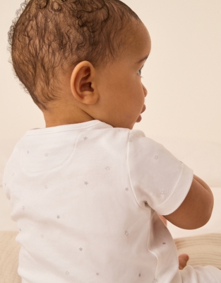 Organic Cotton Sleepy Star Shortie (0–9mths)