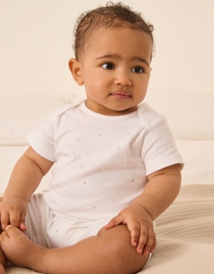Organic Cotton Sleepy Star Shortie (0–9mths)