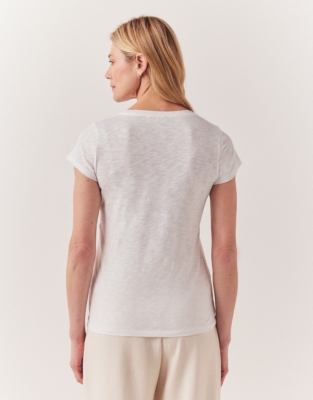 Organic Cotton Slub V-Neck T-Shirt - White