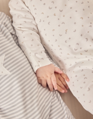 Organic Cotton Star Sleepsuits – Set of 2 (0–9mths)