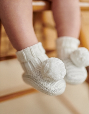 Organic Cotton Striped Knitted Pom Pom Booties (0–12mths)