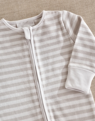 Organic Cotton Welcome Baby Gift Set (0–6mths)