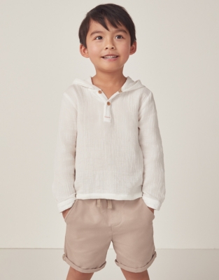 Organic Crinkle Cotton Hoodie & Chino Shorts Set (18mths–6yrs) | Boys'  Clothing | The White Company