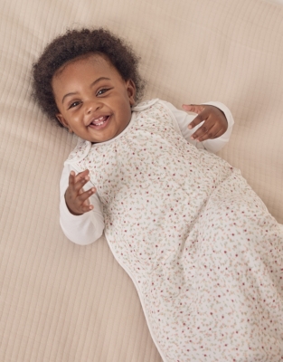 Organic Crinkle Cotton Spring Berries Sleeping Bag – 2.0 Tog