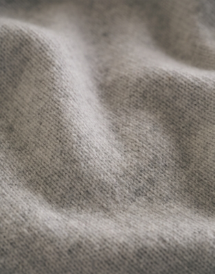 Grey Marl