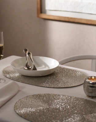 Oval Beaded Placemats – Set of 2