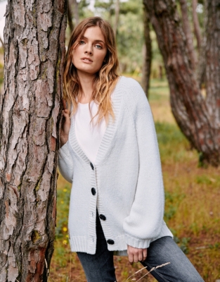 Oversized Cardigan with Wool | Clothing Sale | The White Company UK