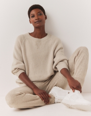 Luxury Loungewear Cashmere Sweatpants Joggers The White