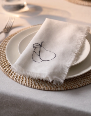 Pear Embroidered Napkins – Set of 4