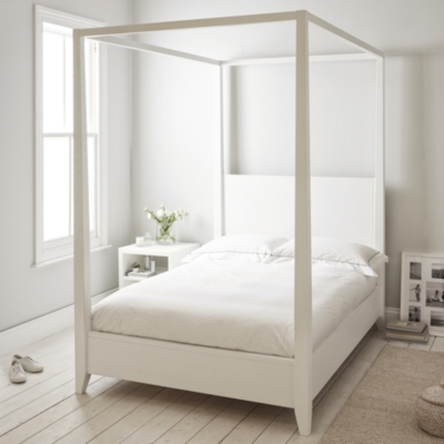 White company store four poster bed