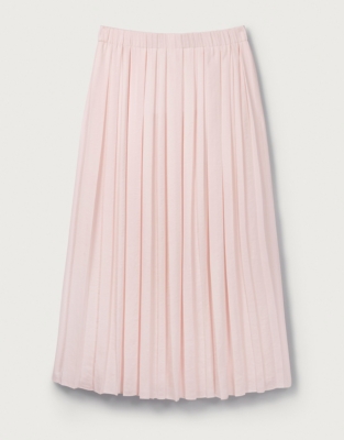 White company 2025 pink pleated skirt