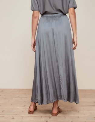 White company silver outlet pleated skirt