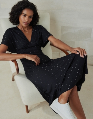 White company hot sale black dress