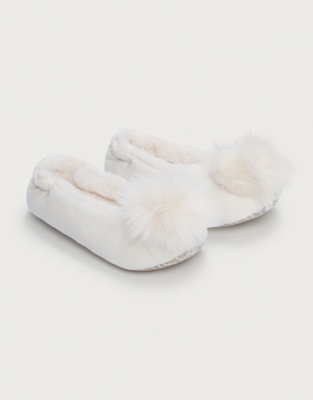 White company sale womens slippers