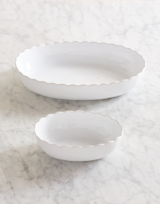 Portobello Ruffle Oven Dish – Large