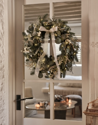 Pre-Lit Frosted Eucalyptus Wreath – 60cm