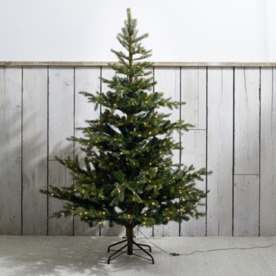 Pre Lit Grand Spruce Christmas Tree 6ft Christmas Trees The White