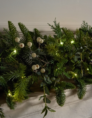 Pre-Lit White Berry Garland – 180cm