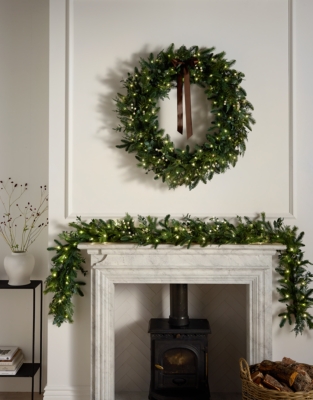 Pre-Lit Wreath – 100cm